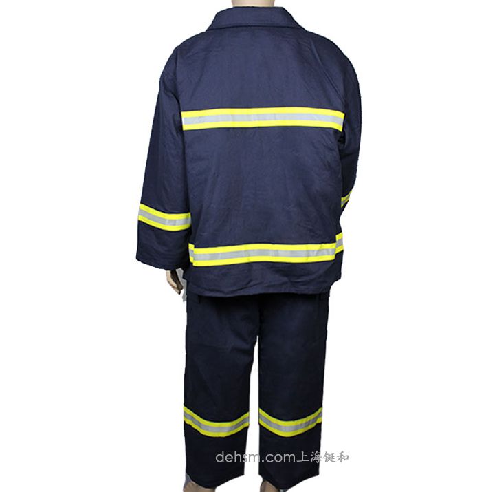 02款消防服背面图片