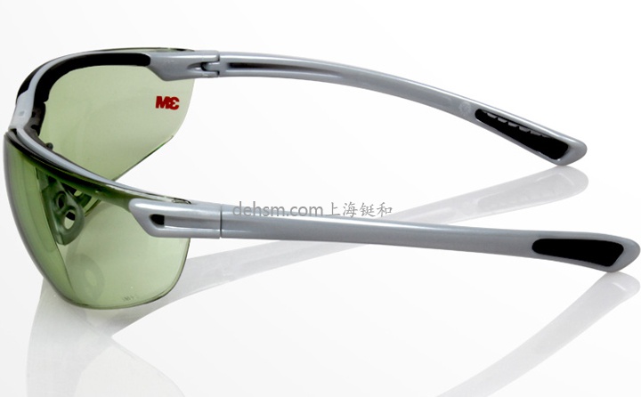 3M1790G防护眼镜图片-侧面