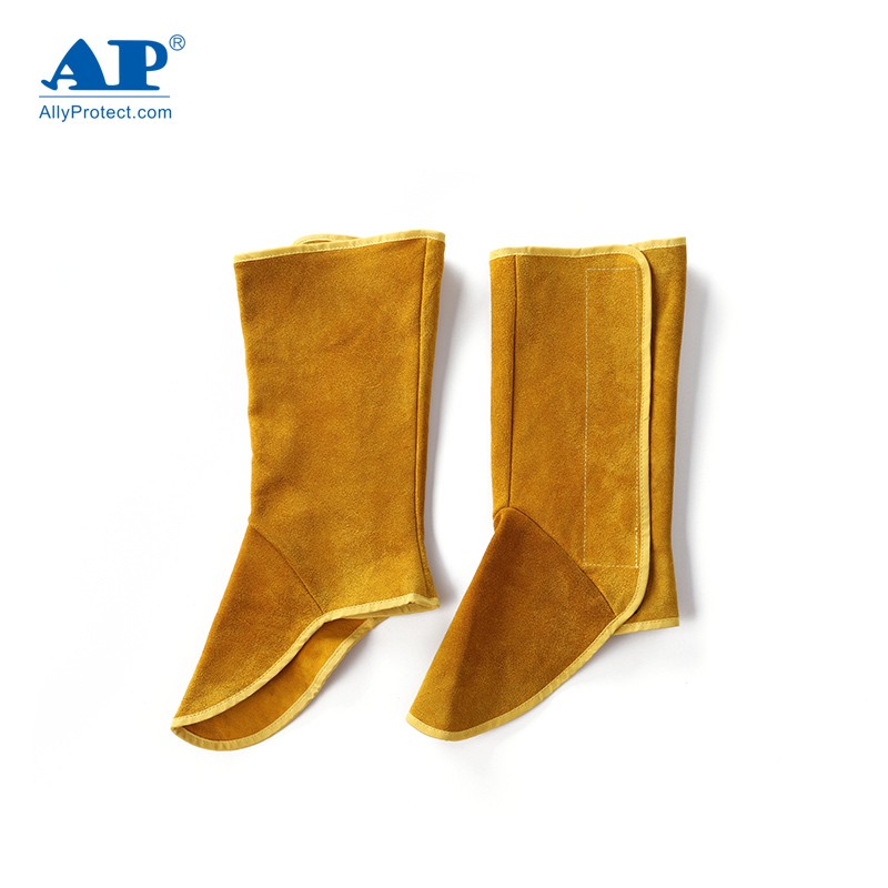 友盟AP-002金黄色牛二层皮脚盖图片1 友盟AP-002金黄色牛二层皮脚盖图片1